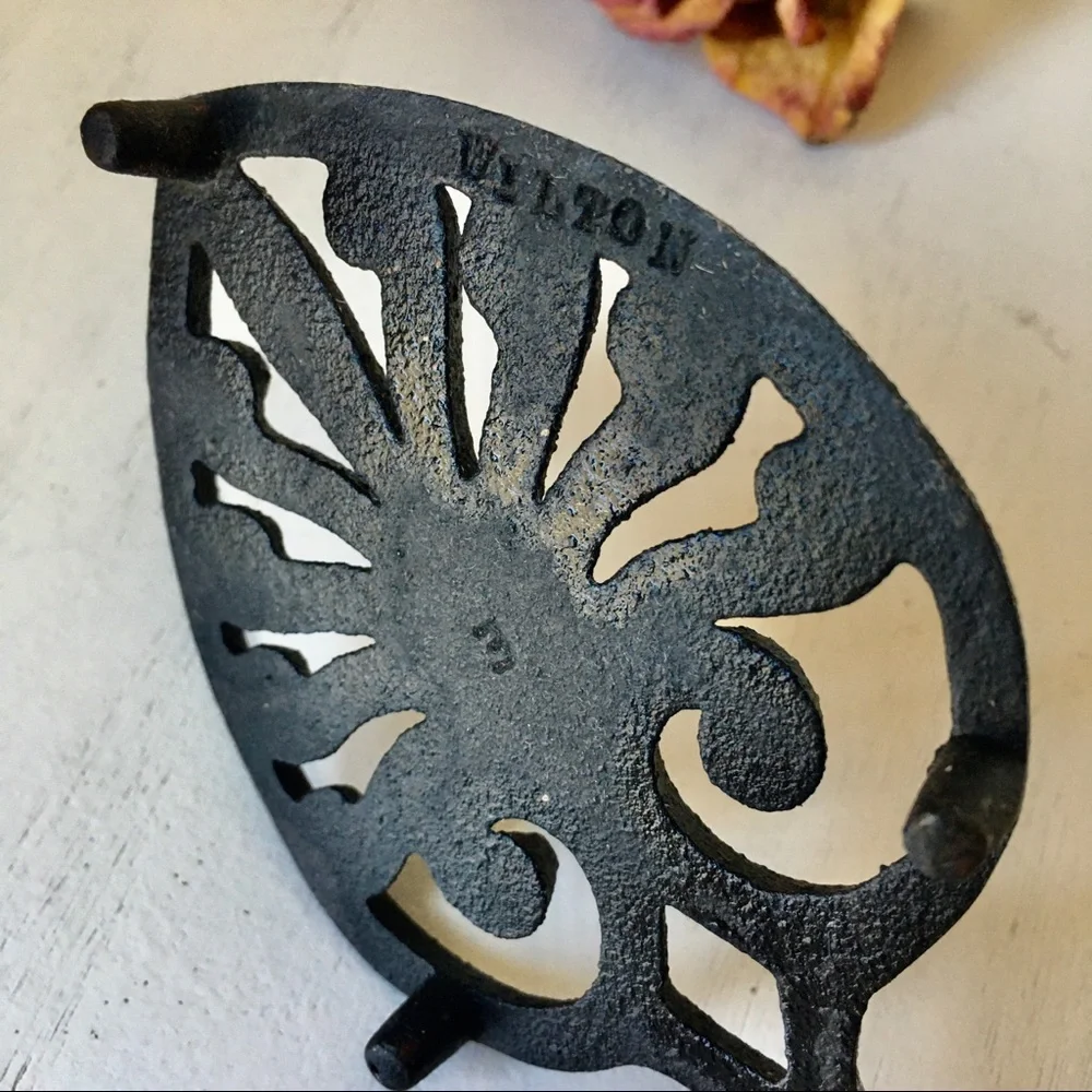 Vintage Mid Century Cast Iron Trivet Design Wall Hook
